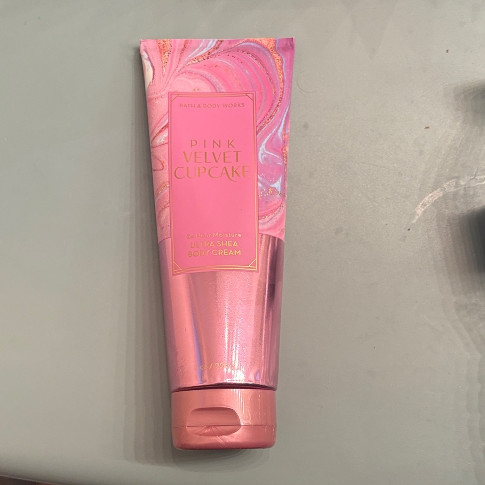 Bath & Body Works Pink Velvet Cupcake Ultra Shea Body Cream